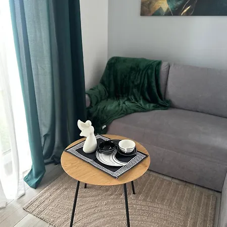 Apartment Urban Wrzesnia,przytulny Z Parkingiem