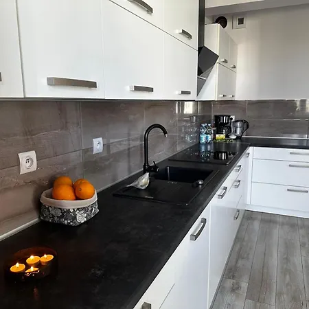 Apartment Urban Wrzesnia,przytulny Z Parkingiem *