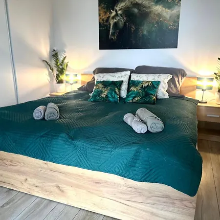 Apartment Urban Wrzesnia,przytulny Z Parkingiem *
